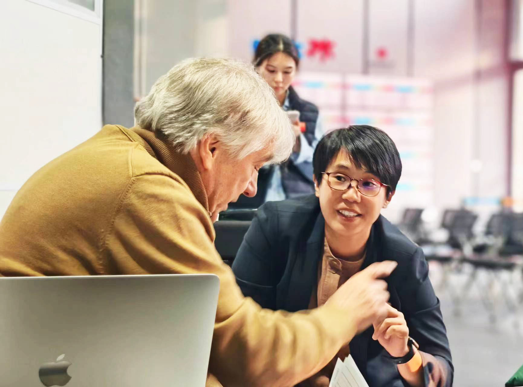 Angel works with the elderly to improve their mobility